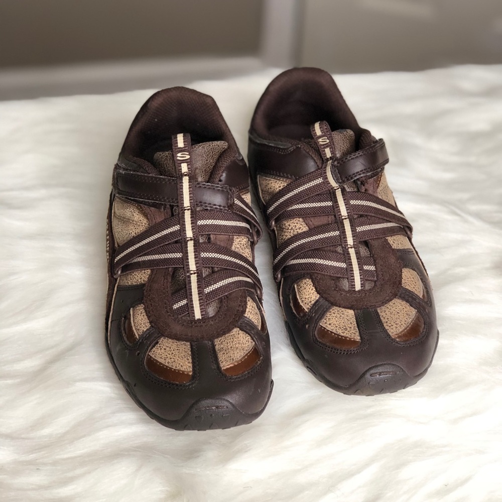 SKECHERS Shoes